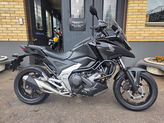 Honda NC750XD -23
