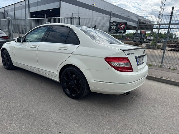 Mercedes-Benz C180 5 of 5