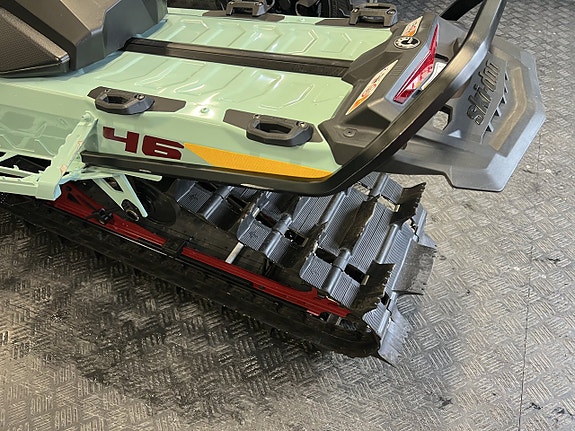 Ski-Doo Freeride 146" 850 Turbo 10,25" 136 mil 4 of 12
