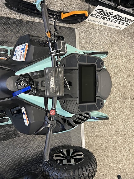 Ski-Doo Freeride 146" 850 Turbo 10,25" 136 mil 6 of 12