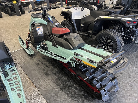 Ski-Doo Freeride 146" 850 Turbo 10,25" 136 mil 9 of 12
