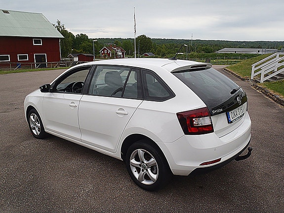 Skoda Rapid Spaceback 3 of 5
