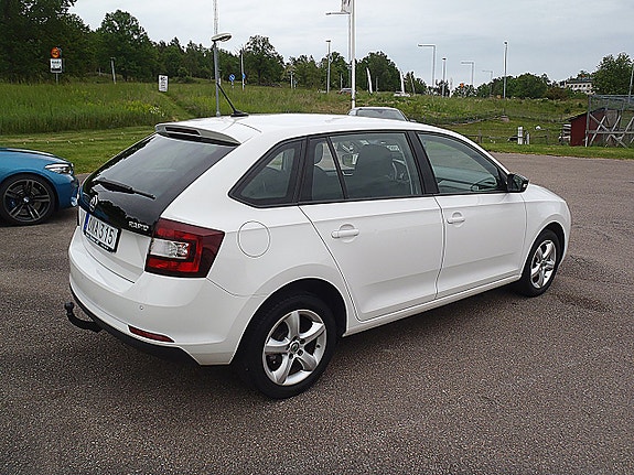 Skoda Rapid Spaceback 4 of 5