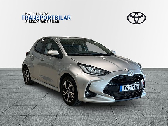 Toyota Yaris 17 of 28