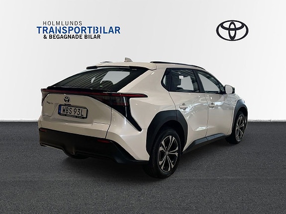 Toyota bZ4X 7 of 26