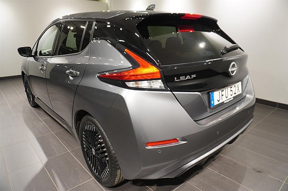 Nissan Leaf 16 of 16