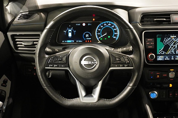 Nissan Leaf 11 of 16