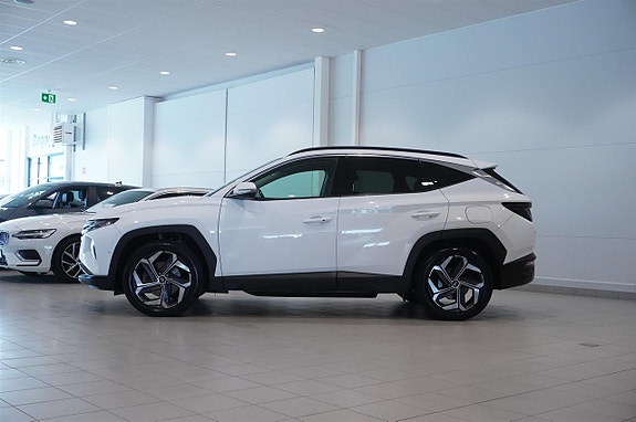 Hyundai Tucson 4 of 5