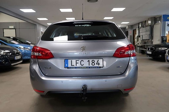 Peugeot 308 SW 5 of 5