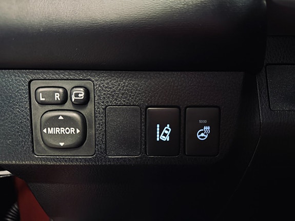 Toyota RAV4 20 of 30