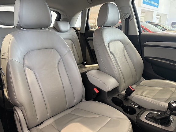 Audi Q3 8 of 16