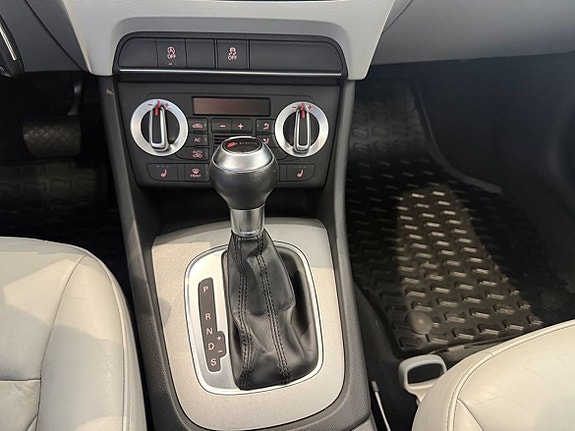 Audi Q3 14 of 16