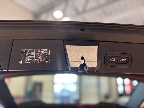 Volvo V90 Cross Country 12 of 21