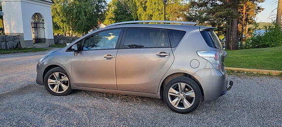 Toyota Verso 4 of 5