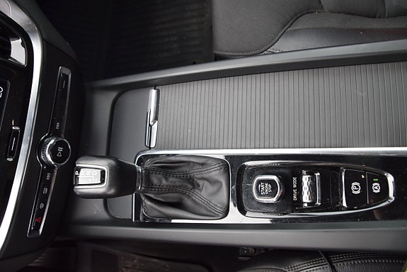 Volvo V60 17 of 27