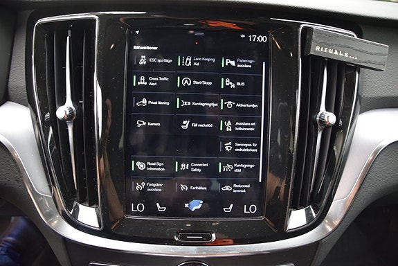 Volvo V60 15 of 27