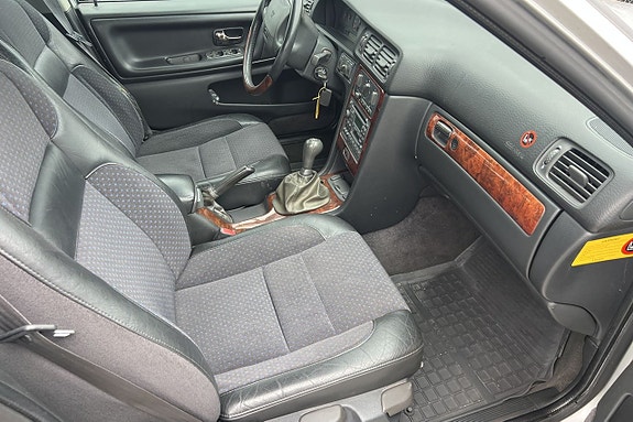 Volvo S70 8 of 14