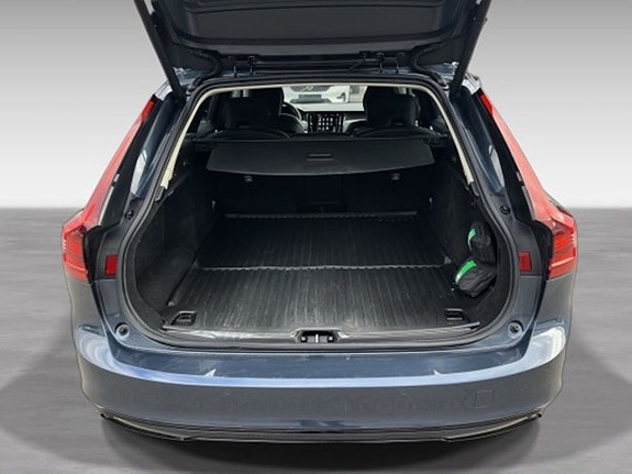 Volvo V90 20 of 20