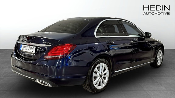 Mercedes-Benz C300 e 2 of 5