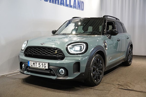MINI Countryman C 2 of 5