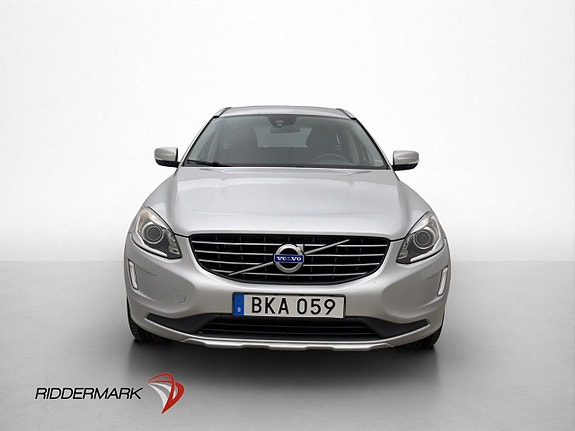 Volvo XC60 2 of 5