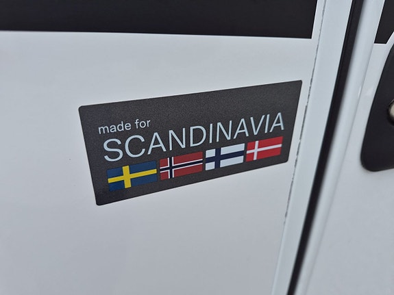 Dethleffs Trend Active T 7057 EB ALDE automat, 140 hk, långbäddar, ugn, vattenburen 8 of 26