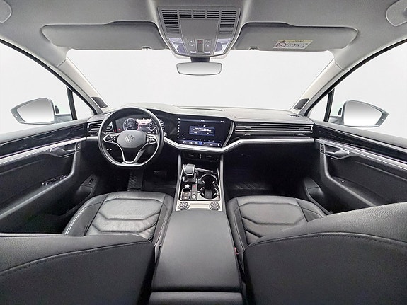Volkswagen Touareg 15 of 30