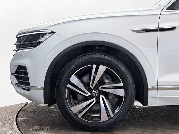 Volkswagen Touareg 11 of 30