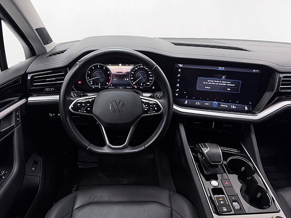 Volkswagen Touareg 19 of 30