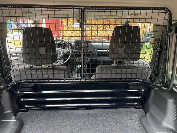 Suzuki Jimny 5 of 5