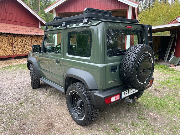 Suzuki Jimny 3 of 5
