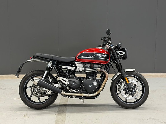Triumph Speed Twin 1200|925 mil|Svensksåld|97hk 5 of 15