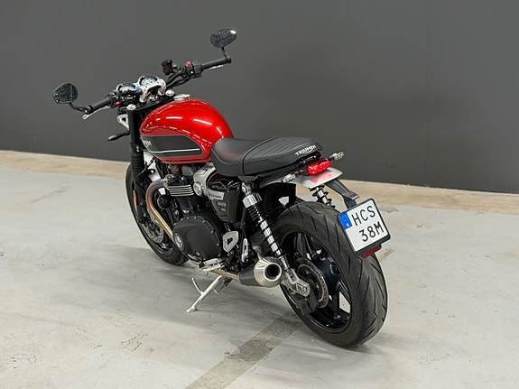 Triumph Speed Twin 1200|925 mil|Svensksåld|97hk 3 of 15