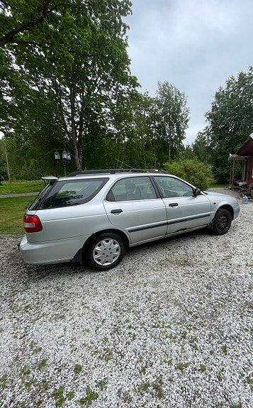 Suzuki Baleno 4 of 5
