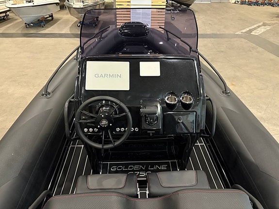 Grand 750 Golden Line BLACK EDITION ink. Yamaha F225 2027 8 of 12