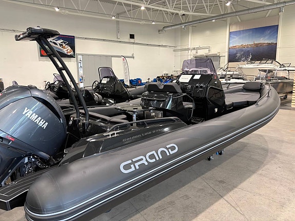 Grand 750 Golden Line BLACK EDITION ink. Yamaha F225 2027 3 of 12