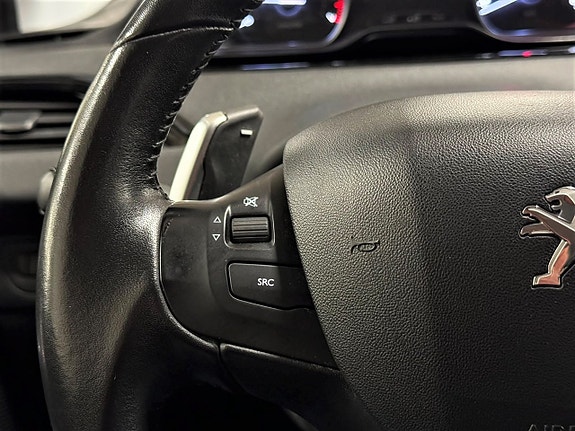 Peugeot 208 16 of 21