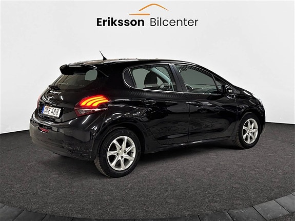 Peugeot 208 5 of 21