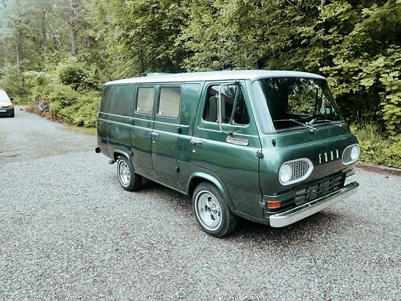Ford Econoline 6 of 7