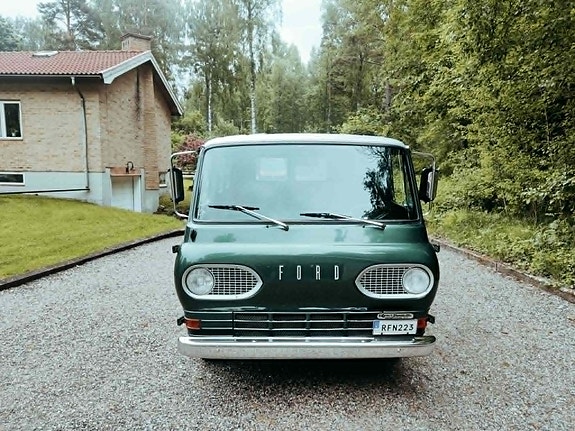 Ford Econoline 7 of 7
