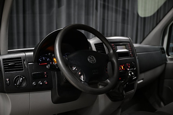 Volkswagen Crafter 11 of 21