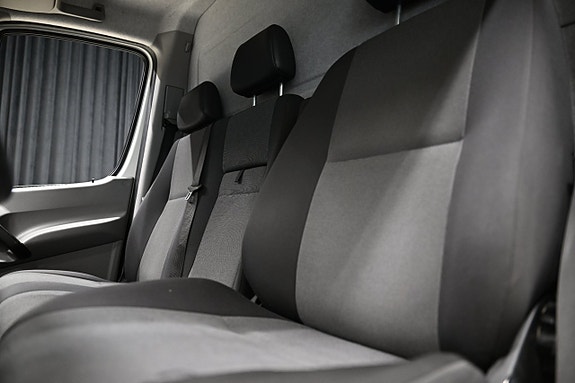 Volkswagen Crafter 12 of 21