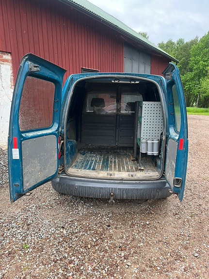 Volkswagen Caddy 3 of 5