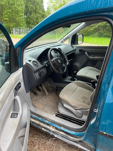 Volkswagen Caddy 2 of 5