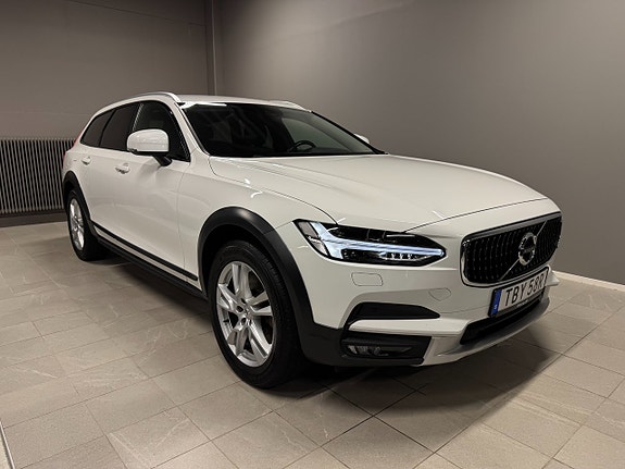 Volvo V90 Cross Country