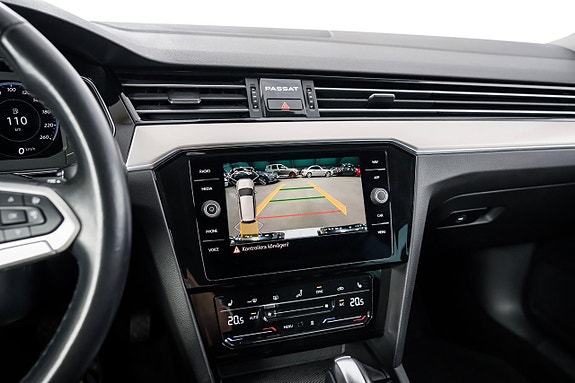 Volkswagen Passat 20 of 25