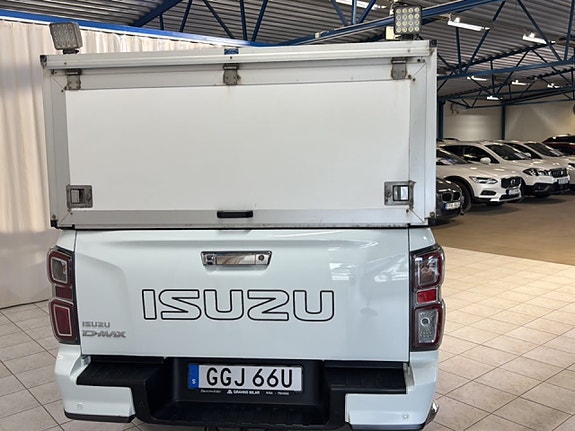 Isuzu D-max 12 of 30