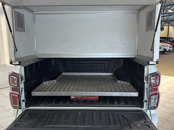 Isuzu D-max 13 of 30
