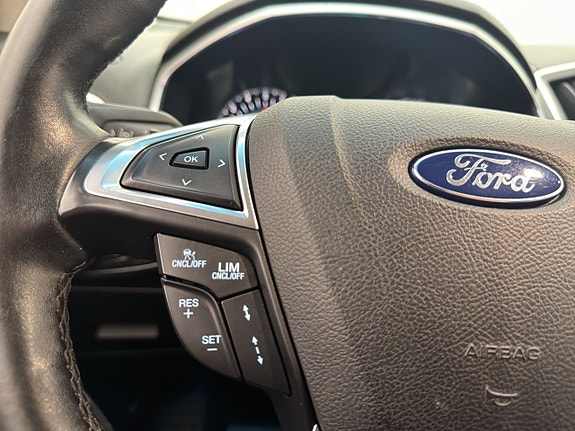 Ford Edge 18 of 30