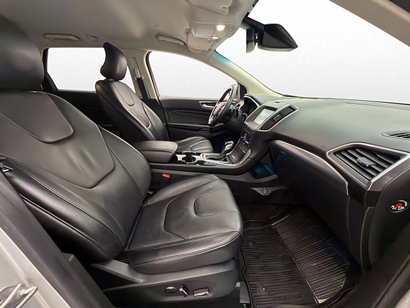Ford Edge 28 of 30